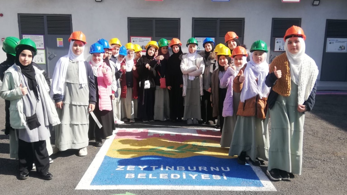 5-D sınıfı öğrencilerimizle Zeytinburnu Belediyesinin Maltepe’de bulunan Sıfır Atık konulu eğitime katıldık.